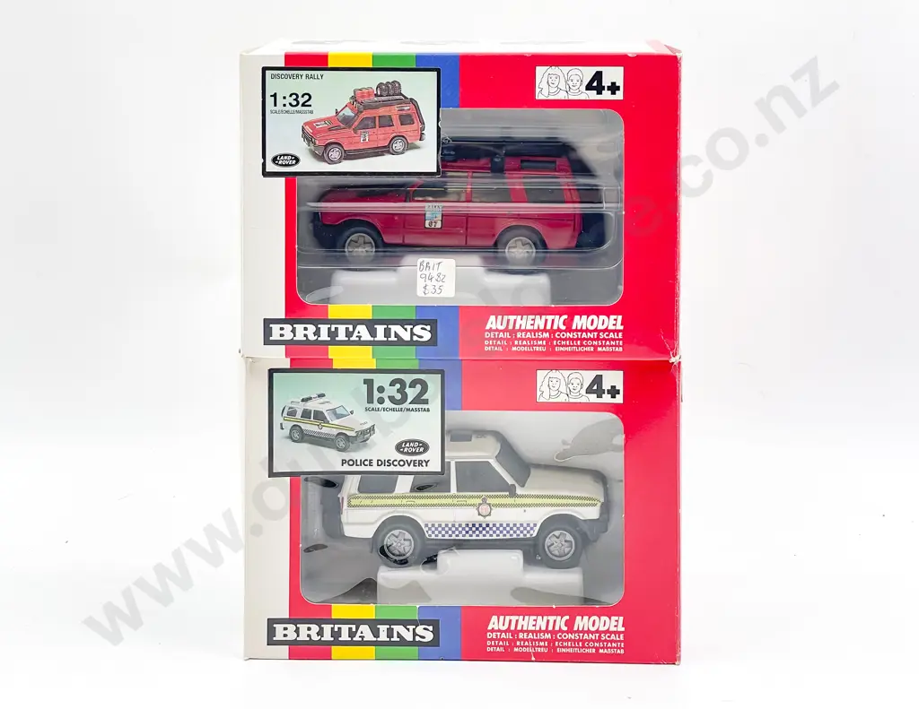 Britains Boxed 9482 Discovery Rally and 9481 Police Land Rover Discovery Image 1++
