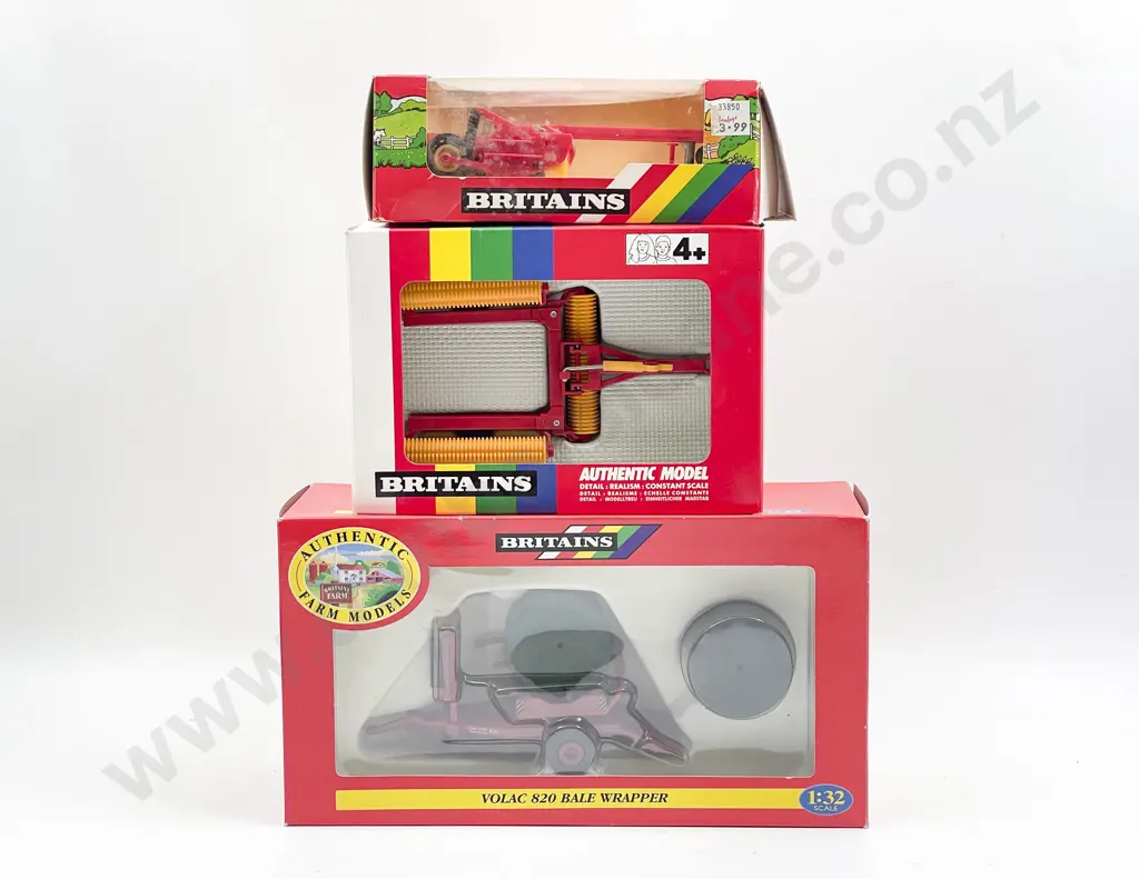 Britains Boxed 9592 Volac 820 Bale Wrapper 9545 Vaderstad EV620 Roller 9531 Vicon Grass Mower Image 1++
