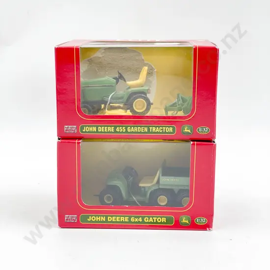 Britains Boxed 15040 Krone Big Pack 40556 John Deere 6x4 Gator 40555 Garden Tractor