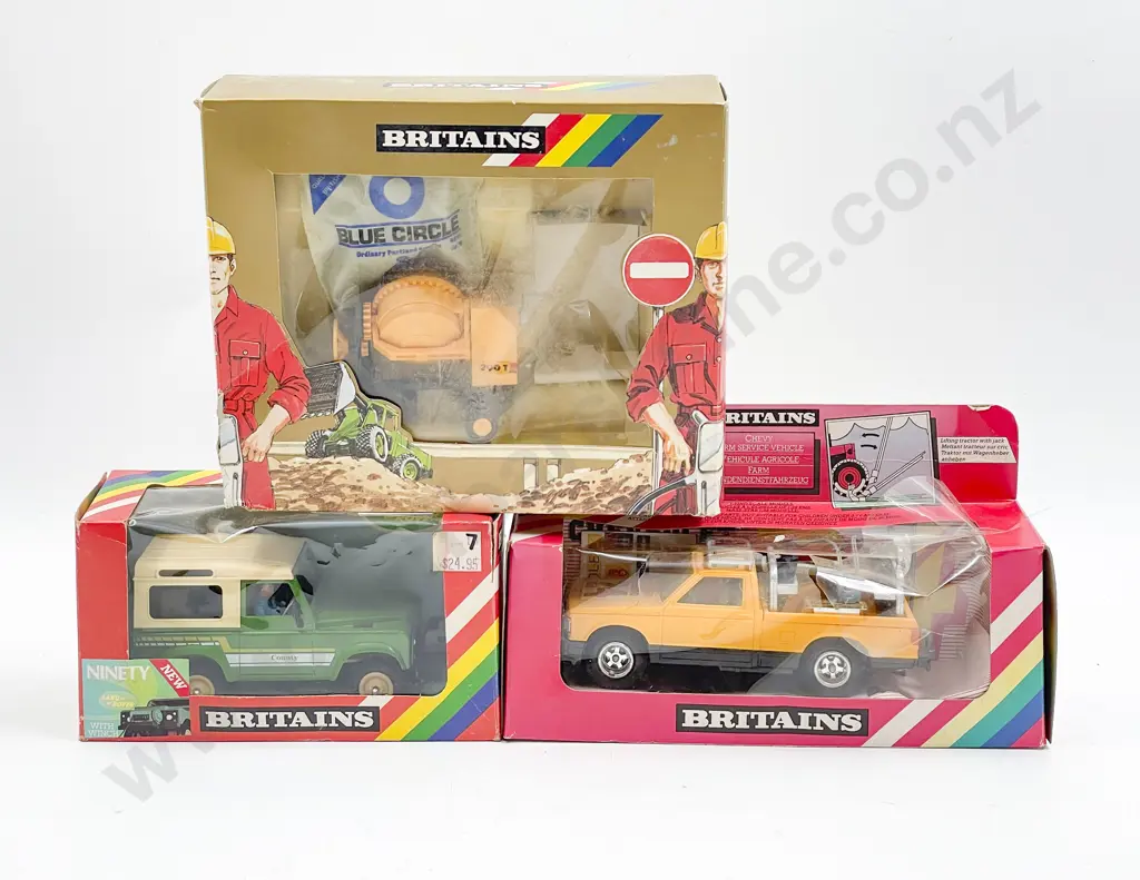 Britains Boxed Models 9573 9512 9943 Image 1++