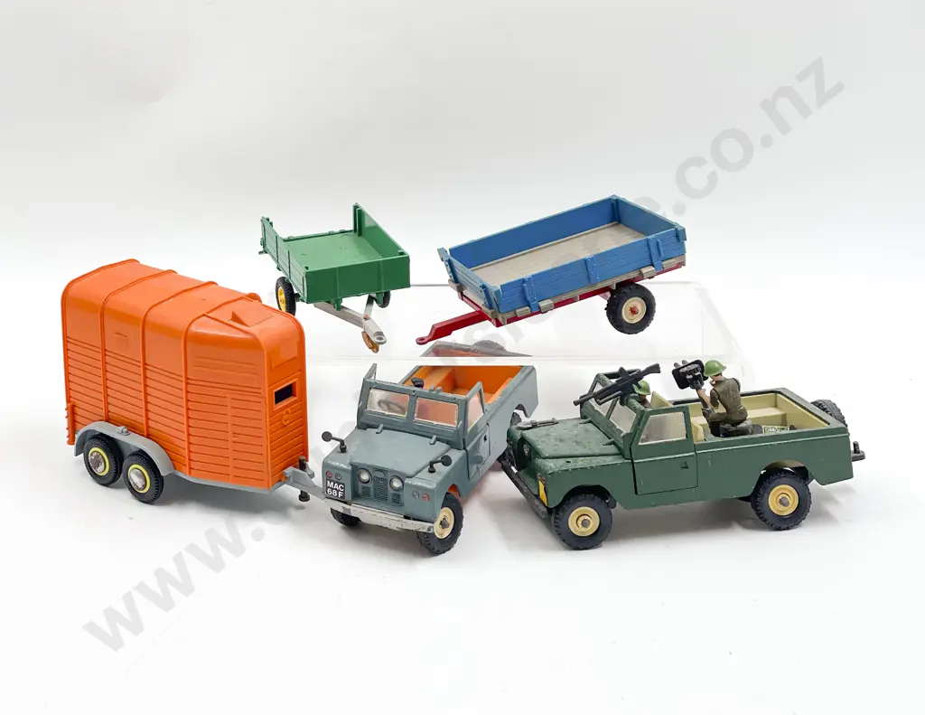 Britains Unboxed Landrover and Pony Trailer Two Trailers and Military Landrover Image 1++