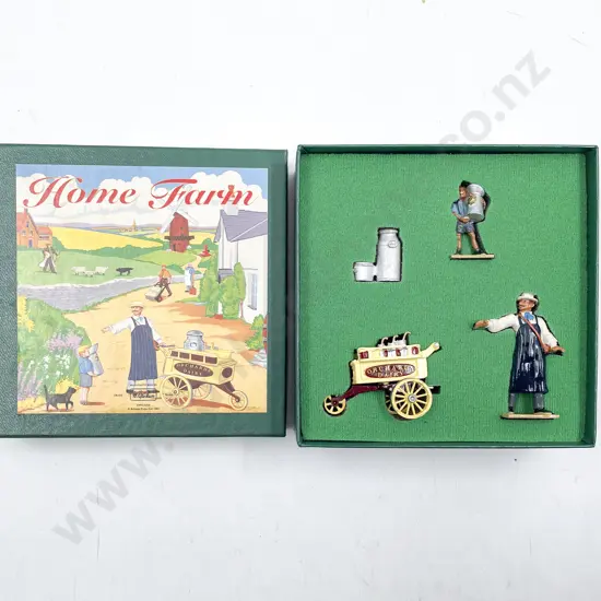 Britains Boxed Home Farm 8709 Milk Cart Set