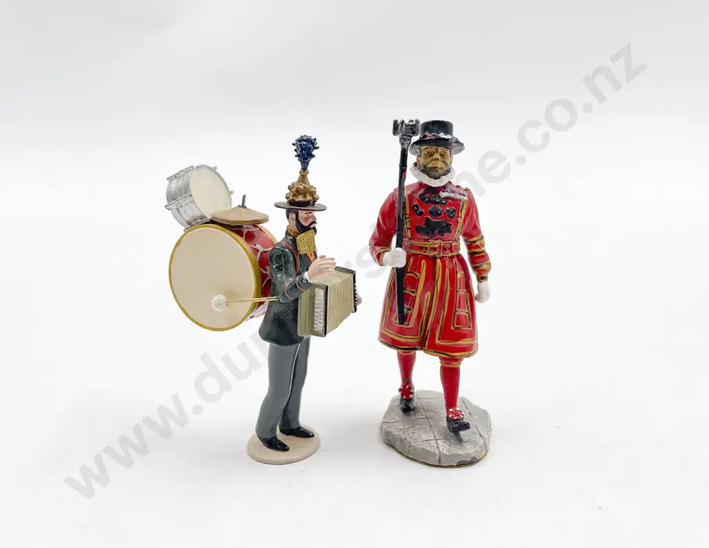 Imperial Productions No 13 One Man Band together with Unmarked Beefeater Image 1++