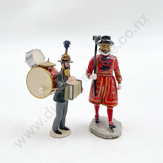 Imperial Productions No 13 One Man Band together with Unmarked Beefeater