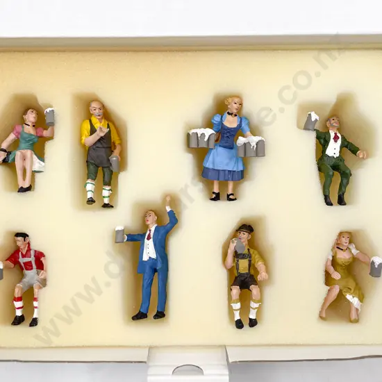 Marklin Boxed Plastic Figures 56403 & 56402 Tavern and Music Band Figure Groups