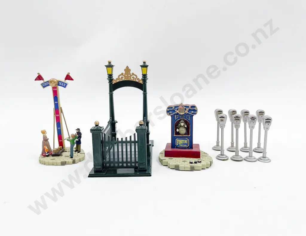 Boxed Various Metal Accessory Sets Image 1++
