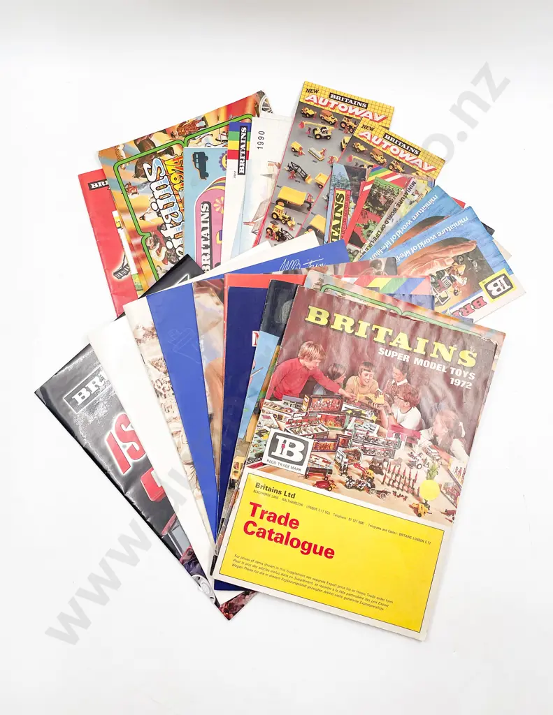 Various Britains Pocket and Trade Catalogues Image 1++
