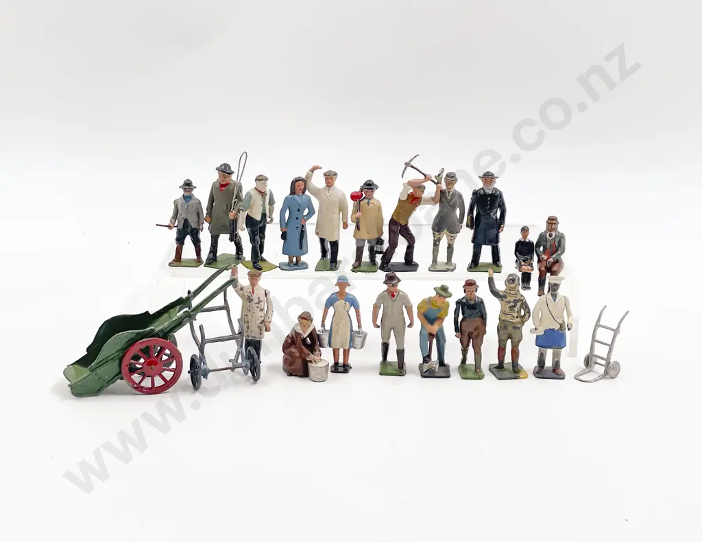 Vintage Mainly Britains Farm Hands Image 1++