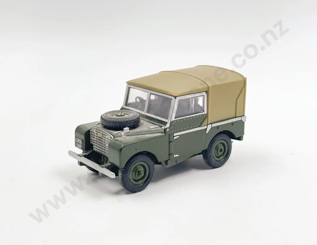 Britains Unboxed 1199F Land Rover Defender-Muddy Image 1++