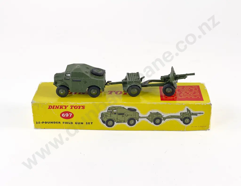 Dinky Boxed 697 25-Pounder Field Gun Set playworn Image 1++