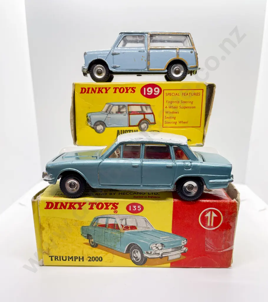 Dinky Boxed 135 Triumph 2000 with luggage and 199 Austin Se7en Countryman Image 1++