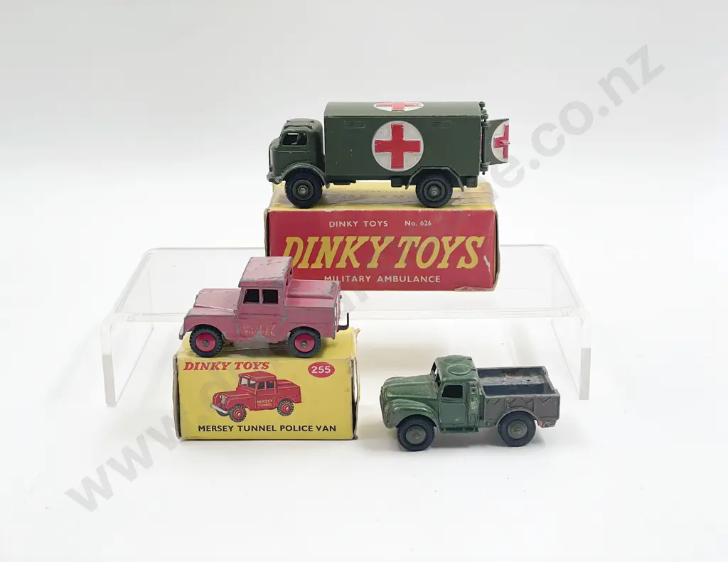 Dinky Boxed 255 Mersey Tunnel Police Van 626 Military Ambulance and Unboxed 641 playworn vehicles Image 1++