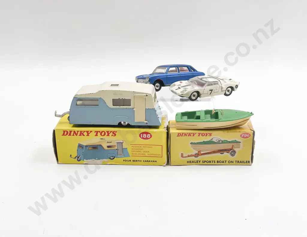 Dinky Boxed 188 Four Berth Caravan 796 Boat on Trailer Unboxed 171 215 playworn vehicles Image 1++