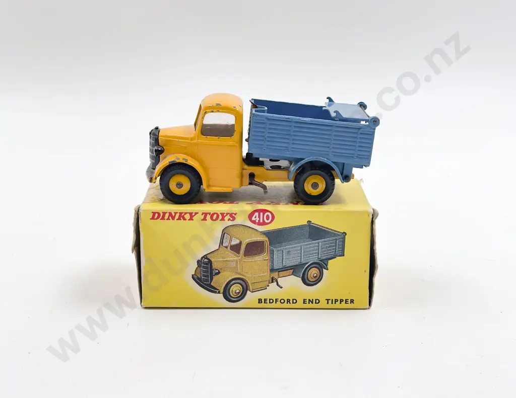Dinky Boxed 410 Bedford End Tipper Image 1++