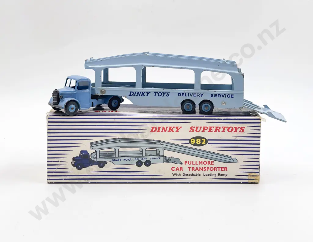Dinky Boxed Super Toys 982 Pullmore Car Transporter with Loading Ramp playworn Image 1++