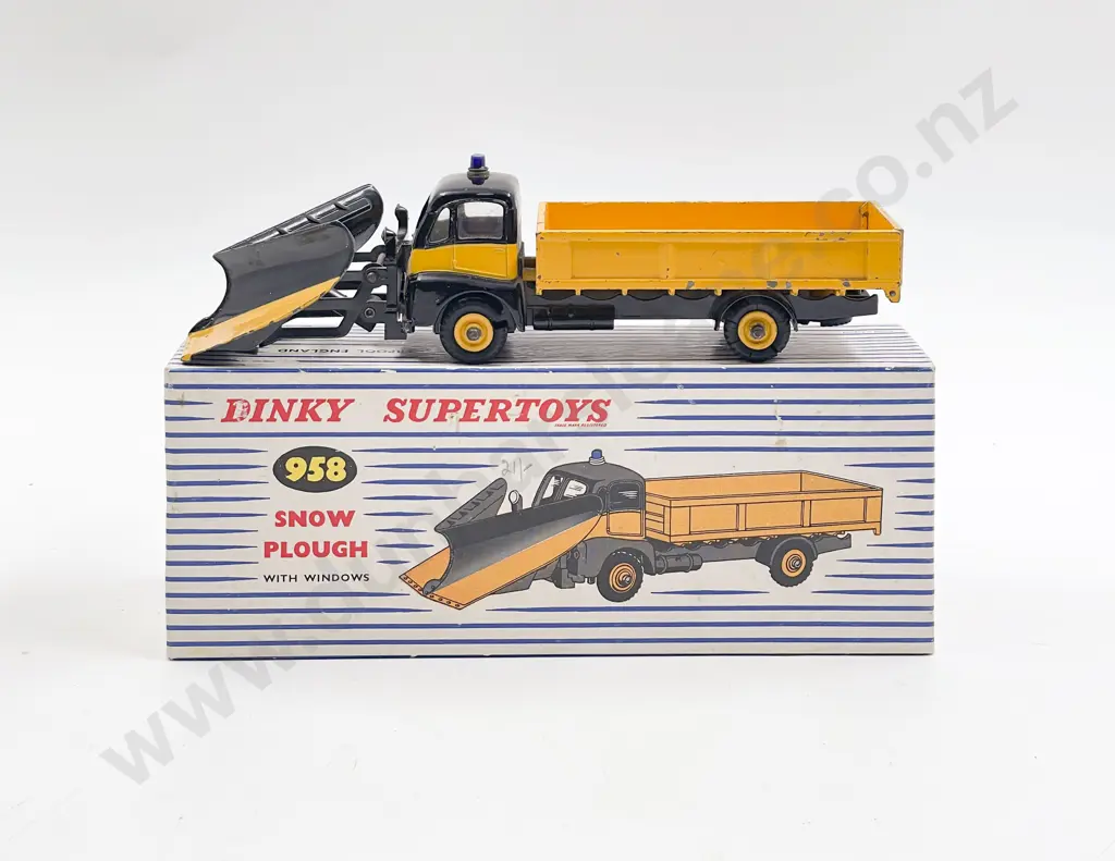 Dinky Boxed Super Toys 958 Snow Plough playworn Image 1++