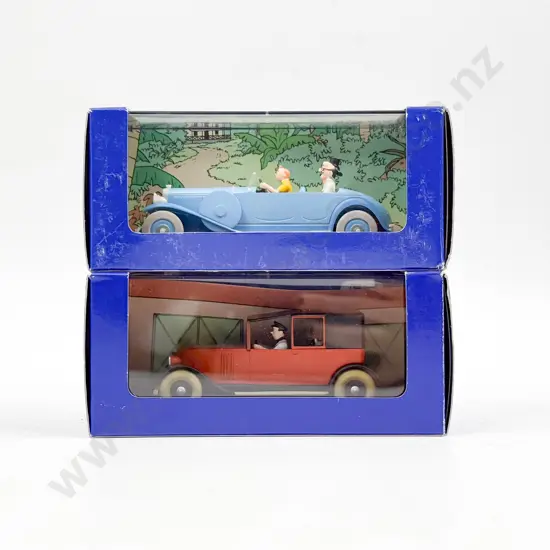 En Voiture TinTin Two Vehicle Models Le Taxi rouge and La Lincoln Torpedo