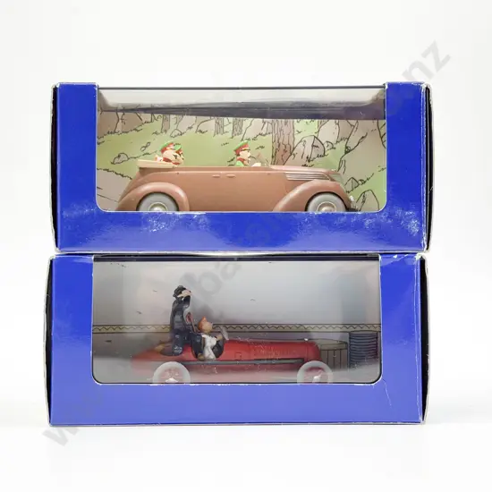 En Voiture TinTin Two Vehicle Models Le Bolide rouge and La Ford V8 decapotable