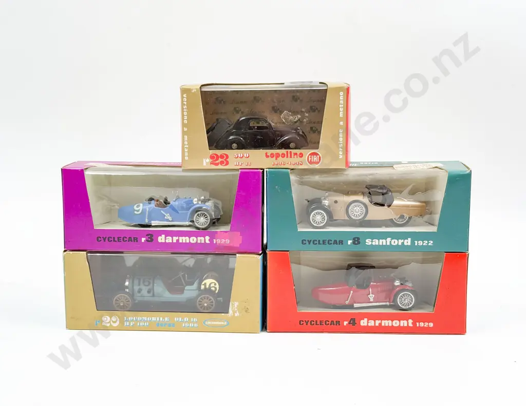 Five Boxed Brumm Vintage Car Models Image 1++
