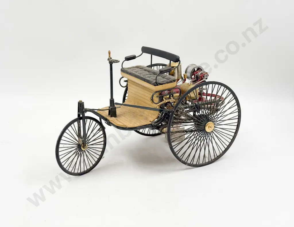 Collection Five Unboxed Models Image 1++