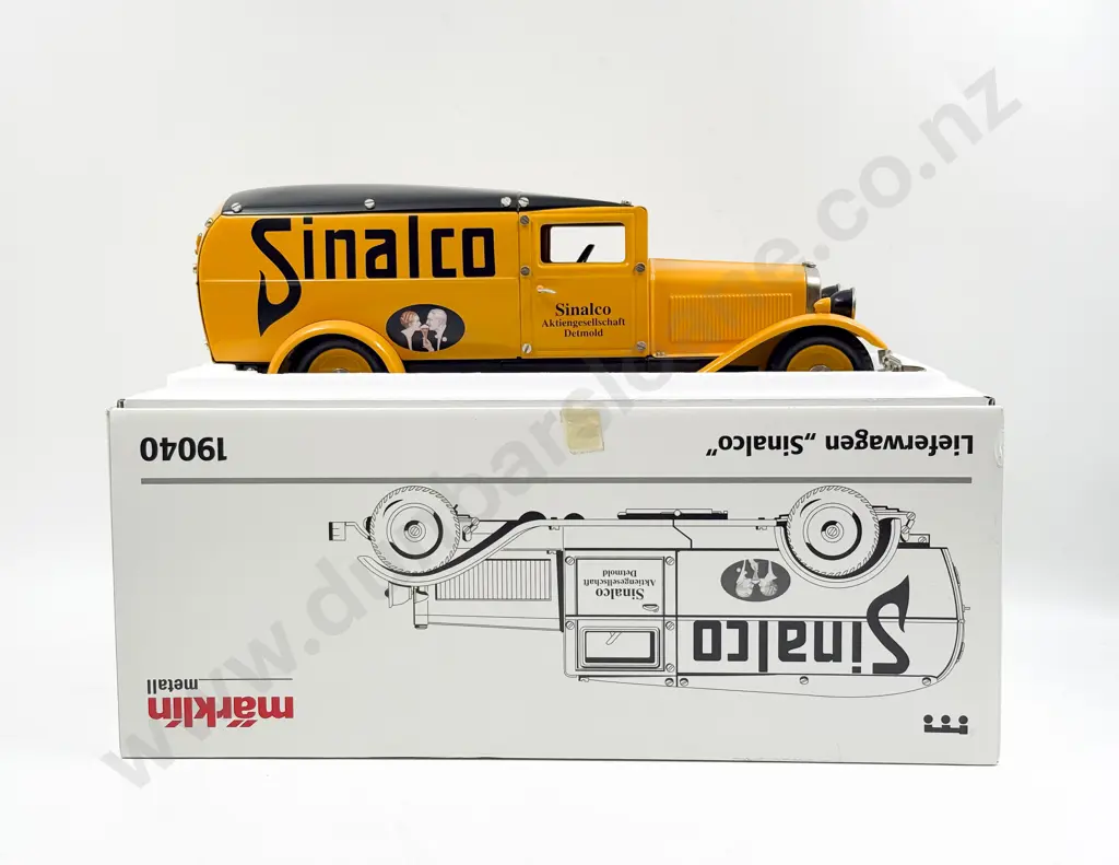 Boxed Marklin 19040 1:18 Scale Lieferwagen Sinalco Image 1++