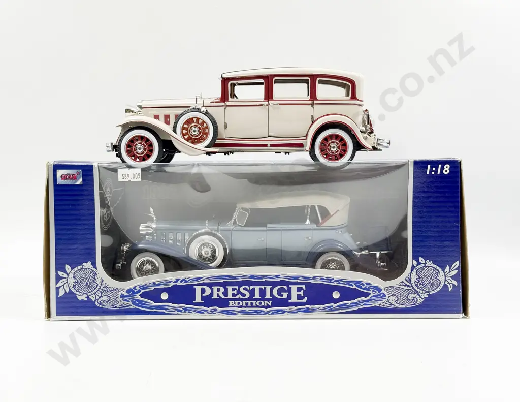 Boxed Anso 1:18 Scale 1932 Cadillac and Unboxed 1931 Peeerless Image 1++