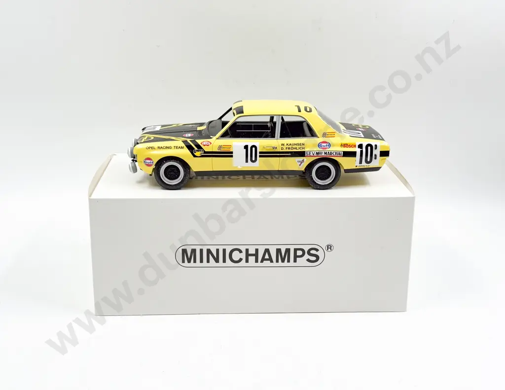 Boxed Minichamps 1:18 Opel Commodore A Image 1++