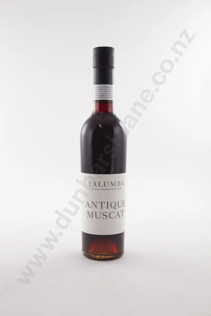 1 Bottle Australian Yalumba RARE ANTIQUE Rutherglen Muscat Image 1++