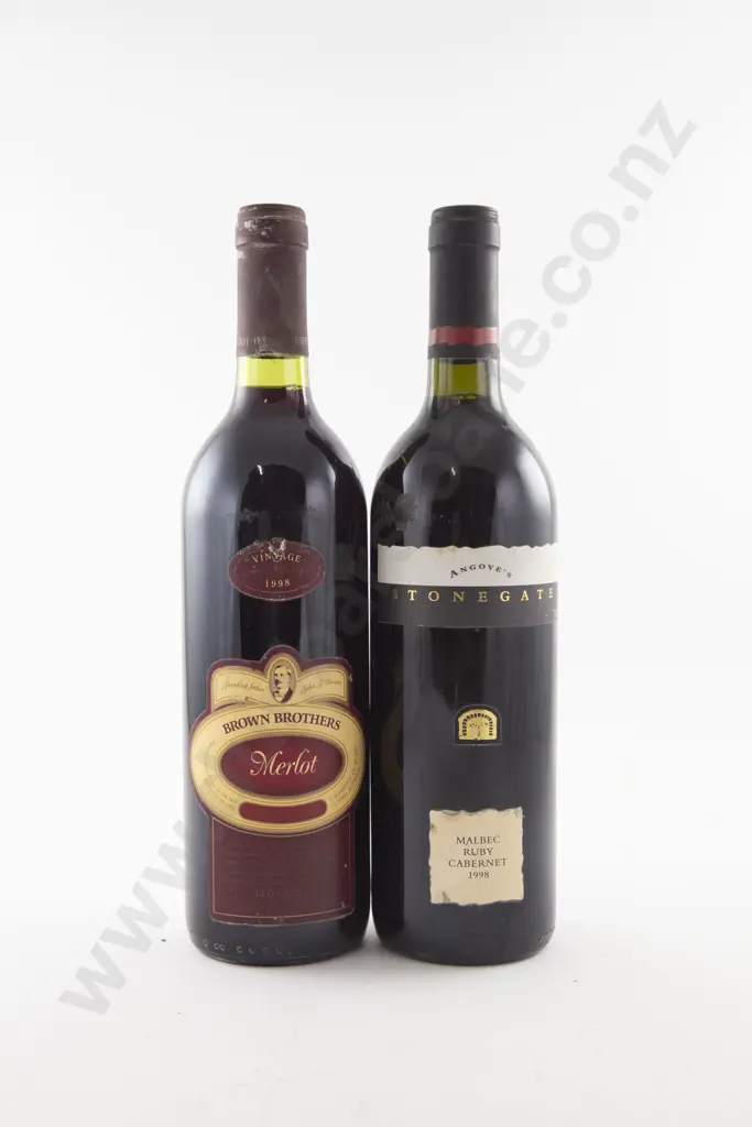 2 Bottles Australian Red 1998 Image 1++