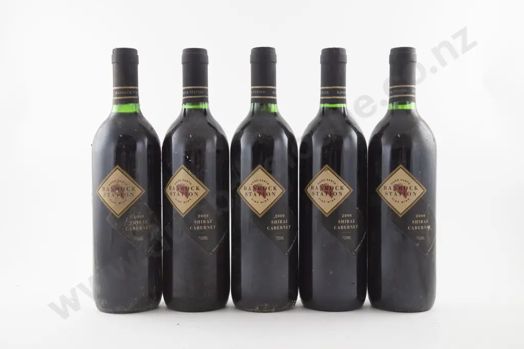 5 Bottles Australian Banrock Station Shiraz Cabernet 2000 Image 1++
