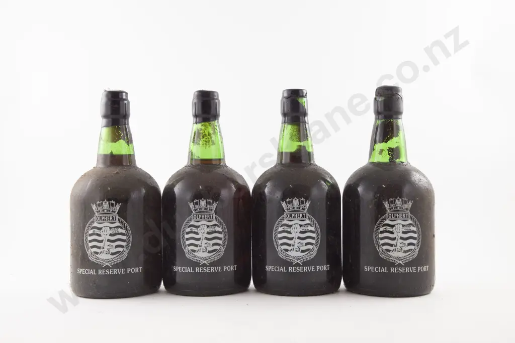 4 Bottles Australian Oakwood Wines Olphert Special Reserve Port Image 1++