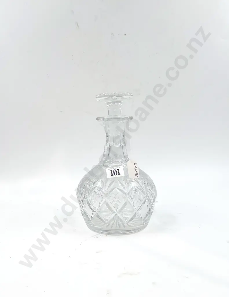 Crystal Decanter Image 1++