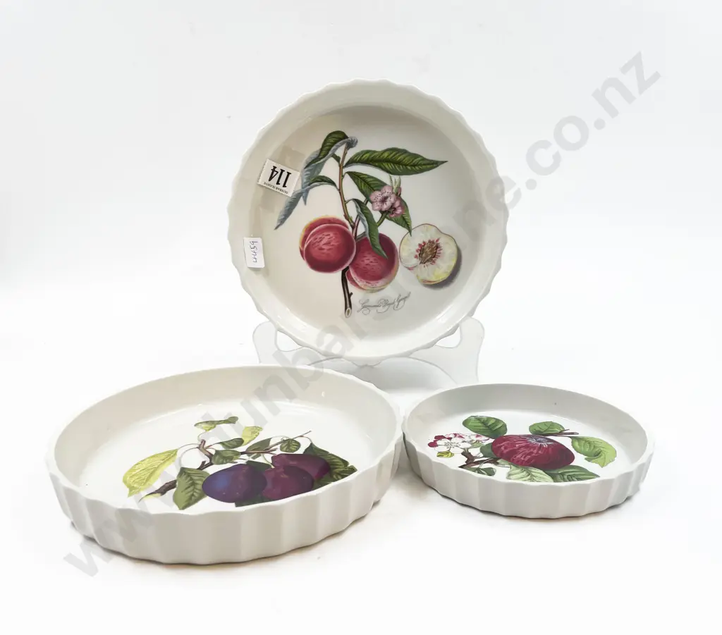Pair of Portmeirion Oven Dishes Together with Smaller Example Image 1++