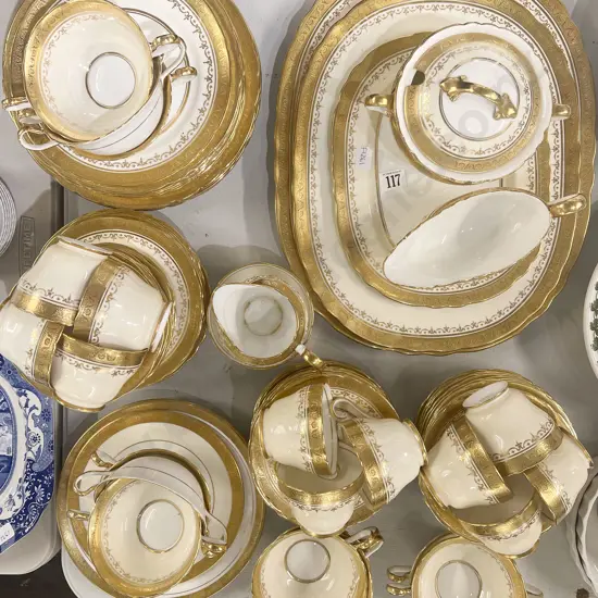 Aynsley Part Dinner Service