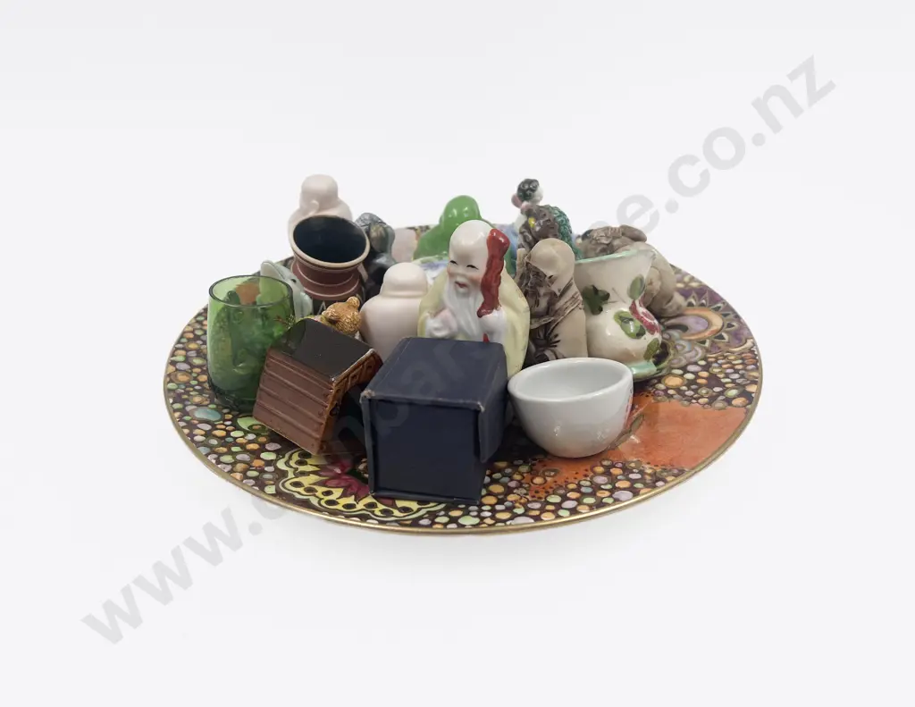 Qty of Assorted Asian Ornaments Etc Image 1++