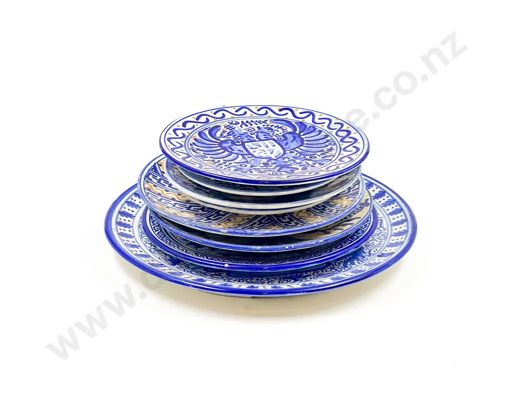 Qty of Assorted Decorative Wall Plates Etc with Charger Image 1++