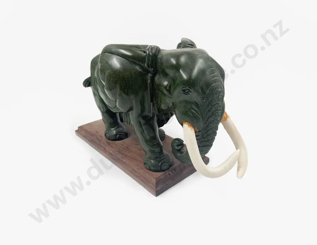 Verdite Elephant Figure by David Ngoasheng Image 1++
