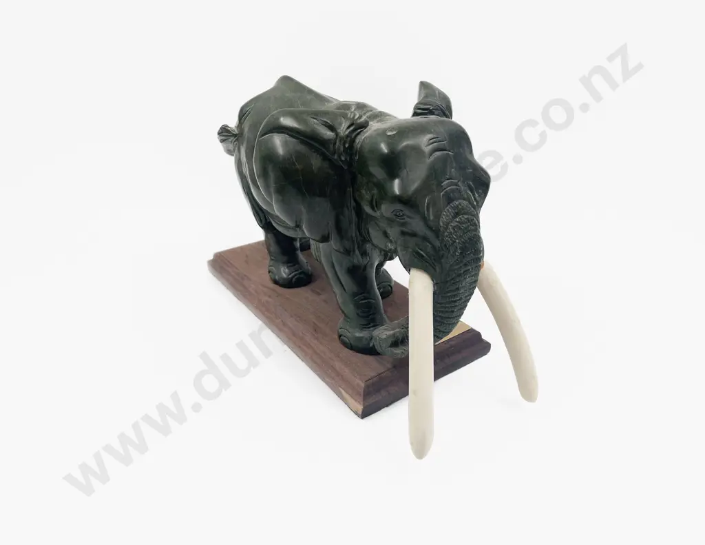 Verdite Elephant Figure by David Ngoasheng Image 1++