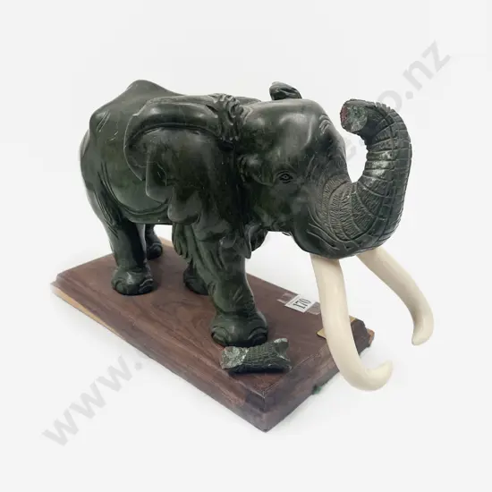 Verdite Elephant by David Ngoasheng (a/f)
