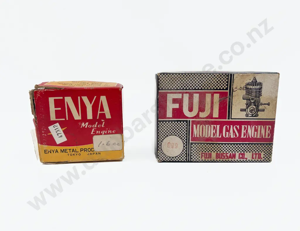 Two Boxed Vintage Model Engines Image 1++
