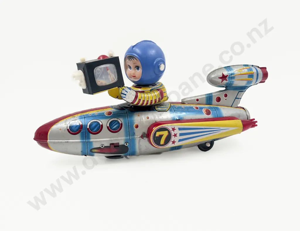 Made in Japan Tin Plate Battery Space Vehicle Image 1++