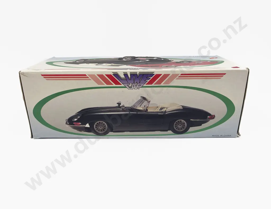 Boxed Made in China Tin Plate Friction Drive Luxe Car Image 1++