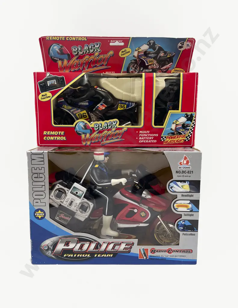 Boxed Radio Control Police Patrol & Black Warrior Motorbike Image 1++