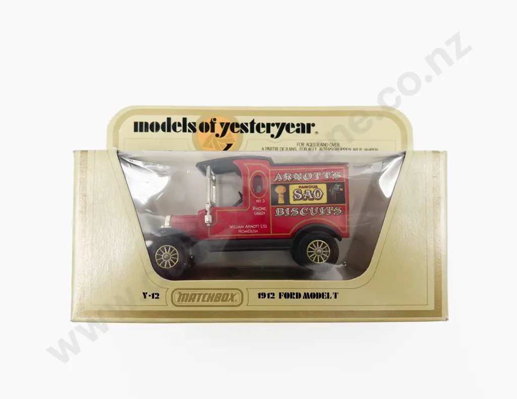 Boxed Models of Yesteryear Arnott's Biscuits Image 1++