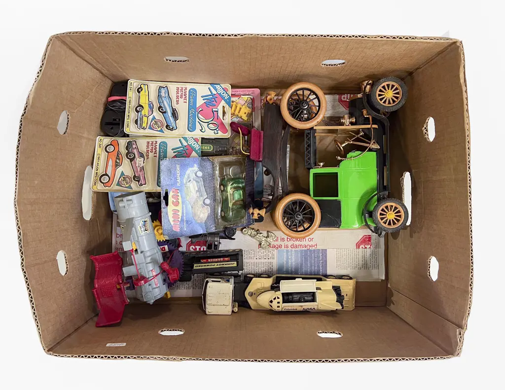 Selection of Assorted Vehicles & Novelty Toys Image 1++