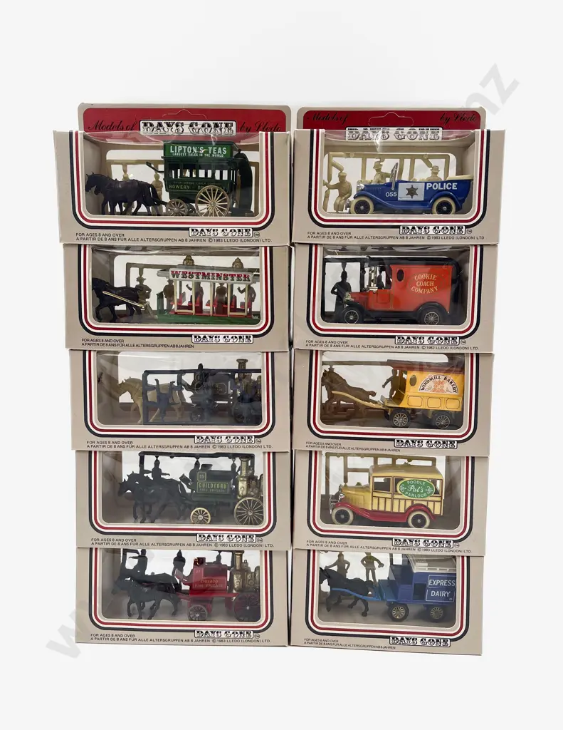 Thirty Three Lledo Boxed Days Gone Models Image 1++