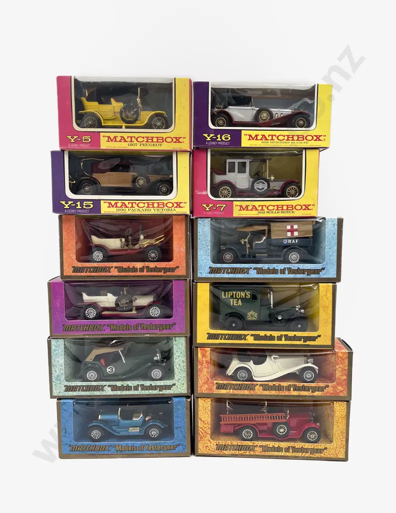 Twelve Woodgrain & Surround Boxed Models Image 1++