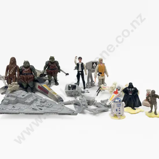 Small Quantity of Unboxed Star Wars Figures