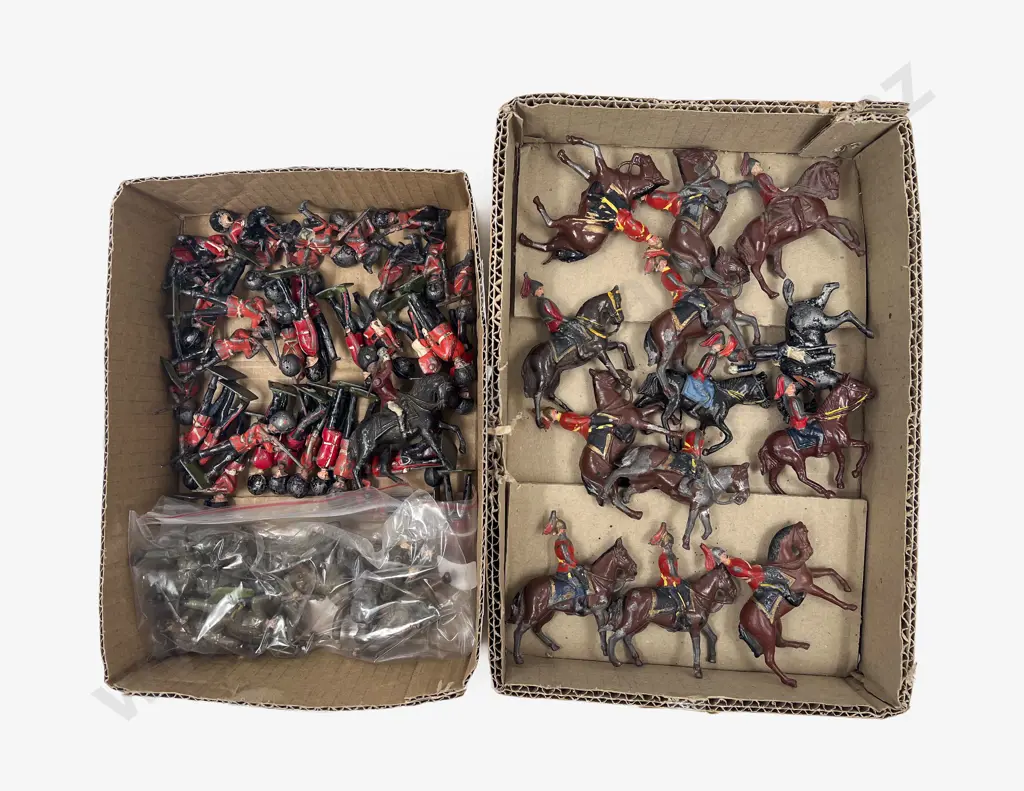 Various Britain & Other Toy Soldiers Image 1++