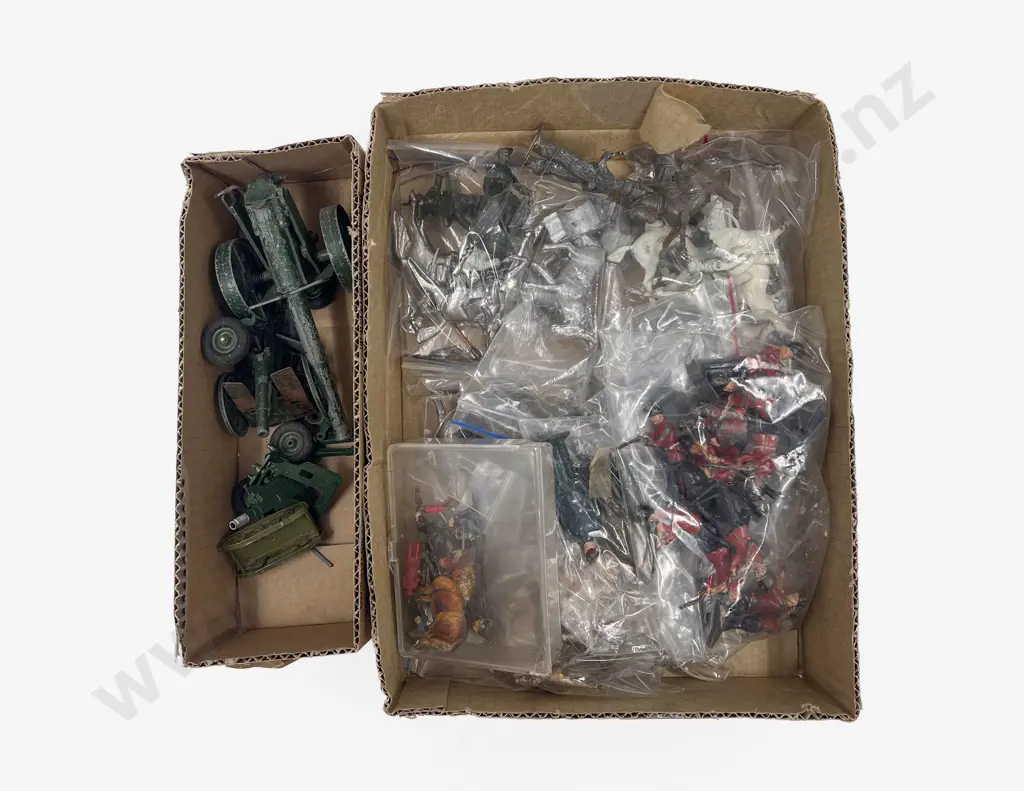 Various Britain & Other Unpainted Soldier Models with Guns Image 1++